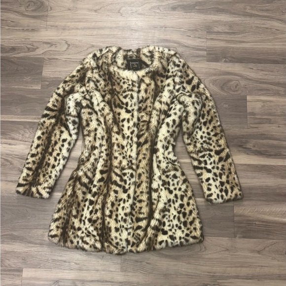 Twelve By Ontwelfth Jackets & Blazers - Stylish Animal Print Teddy Jacket